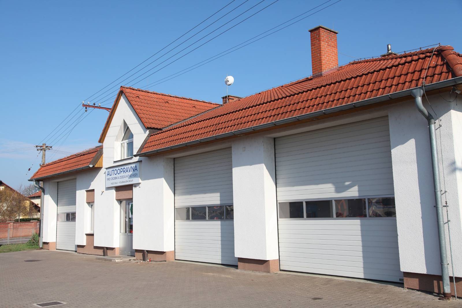 Autoopravna Tuček - dílna